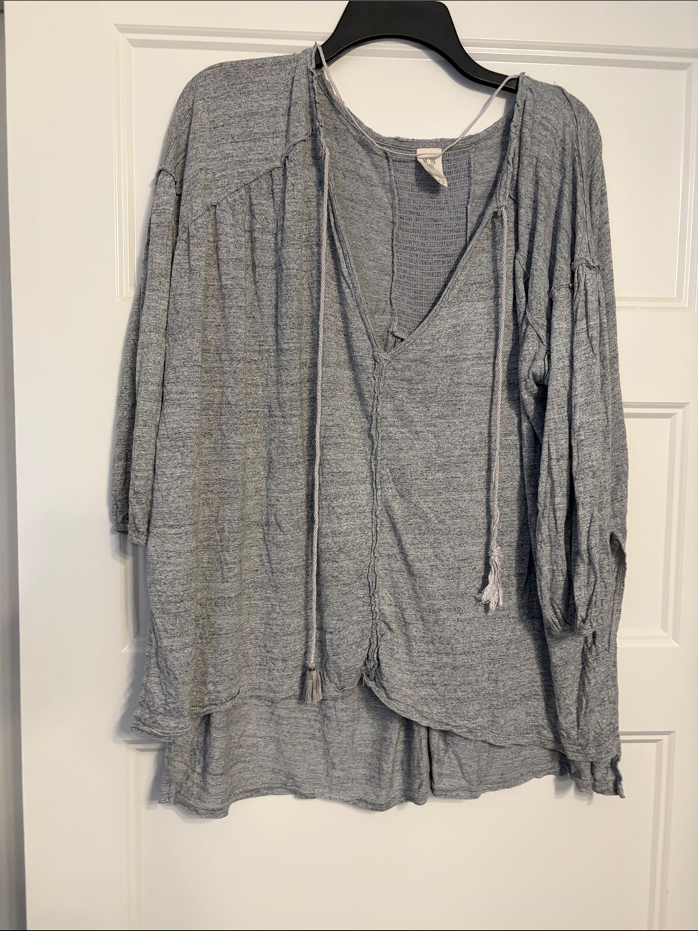 Free People Heather Gray Lightweight V-Neck Peasant Top